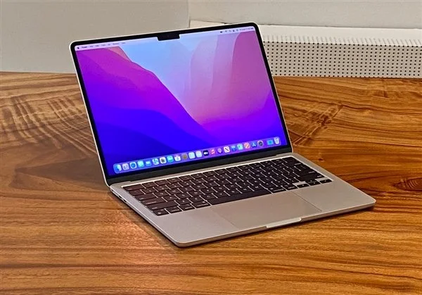 跟mini-LED要永別了！曝MacBook Pro將升級OLED屏